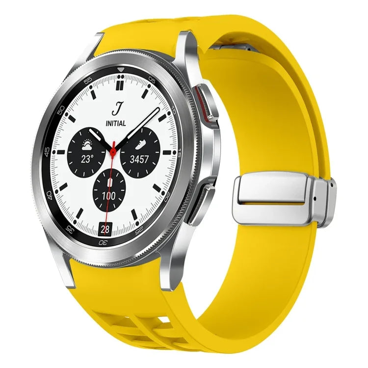 Richard磁吸摺疊銀扣矽膠錶帶，適用於Samsung Galaxy Watch 4 Classic 42 / 46mm