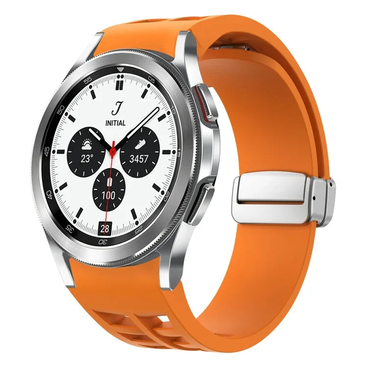Richard磁吸摺疊銀扣矽膠錶帶，適用於Samsung Galaxy Watch 4 Classic 42 / 46mm