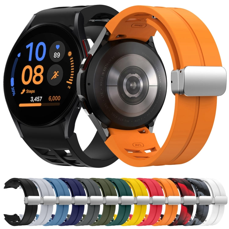 Richard 磁吸摺疊銀色錶扣矽膠錶帶，適用於 Samsung Galaxy Watch FE 40mm、Samsung Galaxy Watch 5 Pro 高爾夫版、Samsung Galaxy Watch 5 高爾夫版