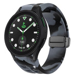 Richard 磁性摺疊黑色扣矽膠錶帶，適用於 Samsung Galaxy Watch 6 40 / 44mm，適用於 Samsung Galaxy Watch 5 Pro 高爾夫版，適用於 Samsung Galaxy Watch 5 高爾夫版