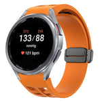 Richard 磁性摺疊黑色扣矽膠錶帶，適用於 Samsung Galaxy Watch FE 40mm，適用於 Samsung Galaxy Watch 7 40 / 44mm，適用於 Samsung Galaxy Watch 6 Classic 43 / 47mm