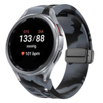 Richard 磁性摺疊黑色扣矽膠錶帶，適用於 Samsung Galaxy Watch FE 40mm，適用於 Samsung Galaxy Watch 7 40 / 44mm，適用於 Samsung Galaxy Watch 6 Classic 43 / 47mm