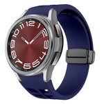 Richard 磁性摺疊黑色扣矽膠錶帶，適用於 Samsung Galaxy Watch FE 40mm，適用於 Samsung Galaxy Watch 7 40 / 44mm，適用於 Samsung Galaxy Watch 6 Classic 43 / 47mm