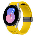 Richard 磁性摺疊黑色扣矽膠錶帶，適用於 Samsung Galaxy Watch 5 40 / 44mm，適用於 Samsung Galaxy Watch 5 Pro 45mm，適用於 Samsung Galaxy Watch 4 40 / 44mm