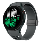 Richard 磁性摺疊黑色扣矽膠錶帶，適用於 Samsung Galaxy Watch 5 40 / 44mm，適用於 Samsung Galaxy Watch 5 Pro 45mm，適用於 Samsung Galaxy Watch 4 40 / 44mm