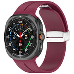 適用於 Samsung Galaxy Watch Ultra 47mm / Ultra 2025 槽紋磁吸折疊銀色錶扣矽膠錶帶