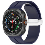 適用於 Samsung Galaxy Watch Ultra 47mm / Ultra 2025 槽紋磁吸折疊銀色錶扣矽膠錶帶