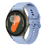 波浪紋縫線矽膠錶帶，適用於 Samsung Galaxy Watch 7 40 / 44mm、Samsung Galaxy Watch 6 Classic、Samsung Galaxy Watch 6 40 / 44mm、Samsung Galaxy Watch 5 40 / 44mm