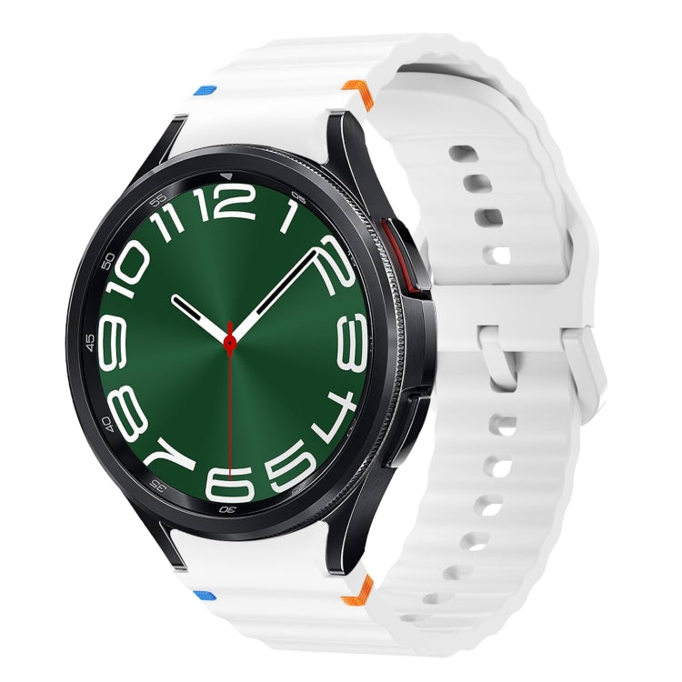 波浪紋縫線矽膠錶帶，適用於 Samsung Galaxy Watch 7 40 / 44mm、Samsung Galaxy Watch 6 Classic、Samsung Galaxy Watch 6 40 / 44mm、Samsung Galaxy Watch 5 40 / 44mm