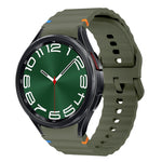 波浪紋縫線矽膠錶帶，適用於 Samsung Galaxy Watch 7 40 / 44mm、Samsung Galaxy Watch 6 Classic、Samsung Galaxy Watch 6 40 / 44mm、Samsung Galaxy Watch 5 40 / 44mm