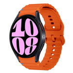 波浪紋縫線矽膠錶帶，適用於 Samsung Galaxy Watch 7 40 / 44mm、Samsung Galaxy Watch 6 Classic、Samsung Galaxy Watch 6 40 / 44mm、Samsung Galaxy Watch 5 40 / 44mm