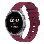 波浪點綴縫線20mm矽膠錶帶，適用於Samsung Galaxy Watch FE 40mm，Samsung Galaxy Watch 7 40 / 44mm，Samsung Galaxy Watch 6 Classic 43 / 47mm，Samsung Galaxy Watch 6 40 / 44mm
