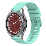 波浪點綴縫線20mm矽膠錶帶，適用於Samsung Galaxy Watch FE 40mm，Samsung Galaxy Watch 7 40 / 44mm，Samsung Galaxy Watch 6 Classic 43 / 47mm，Samsung Galaxy Watch 6 40 / 44mm