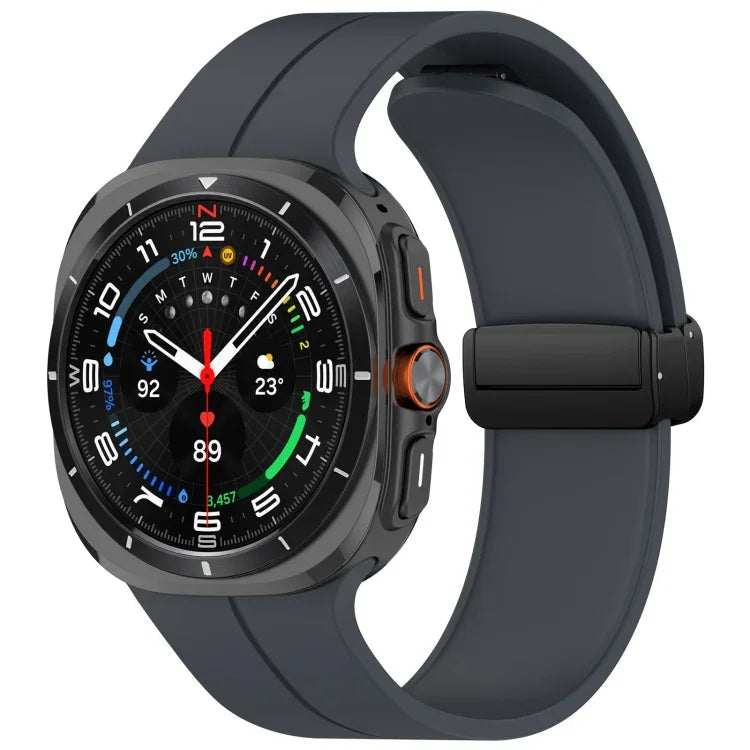 適用於 Samsung Galaxy Watch Ultra 47mm 槽紋風格摺疊磁吸扣矽膠錶帶