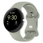 純色蝴蝶扣矽膠錶帶，尺寸：S，適用於 Google Pixel Watch 4 / Watch 3 45mm
