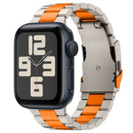 三珠鈦合金金屬錶帶，適用於 Apple Watch Series 10 46mm，適用於 Apple Watch Series 10 42mm，適用於 Apple Watch SE 2023 44mm，適用於 Apple Watch SE 2023 40mm，適用於 Apple Watch Ultra 2 49mm，適用於 Apple Watch Series 9 45mm