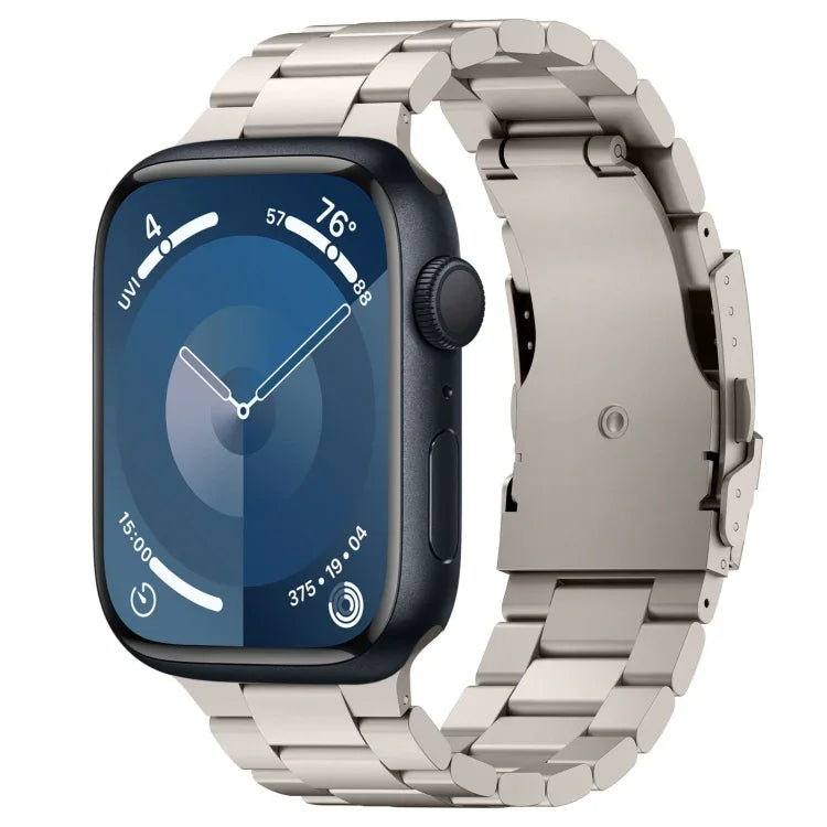 三珠鈦合金金屬錶帶，適用於 Apple Watch Series 10 46mm，適用於 Apple Watch Series 10 42mm，適用於 Apple Watch SE 2023 44mm，適用於 Apple Watch SE 2023 40mm，適用於 Apple Watch Ultra 2 49mm，適用於 Apple Watch Series 9 45mm