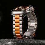 三珠鈦合金金屬錶帶，適用於 Apple Watch Series 10 46mm，適用於 Apple Watch Series 10 42mm，適用於 Apple Watch SE 2023 44mm，適用於 Apple Watch SE 2023 40mm，適用於 Apple Watch Ultra 2 49mm，適用於 Apple Watch Series 9 45mm