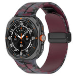 適用於Samsung Galaxy Watch Ultra 47mm 磁吸折疊扣矽膠錶帶