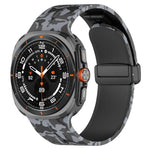 適用於Samsung Galaxy Watch Ultra 47mm 磁吸折疊扣矽膠錶帶