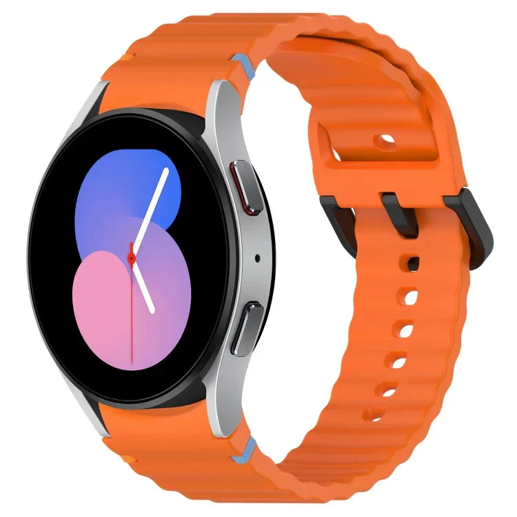 波紋紋理縫線黑色扣矽膠錶帶，適用於 Samsung Galaxy Watch 5 40 / 44毫米，Samsung Galaxy Watch 5 Pro，Samsung Galaxy Watch 4 40 / 44毫米，Samsung Galaxy Watch 4 Classic 42 / 46毫米