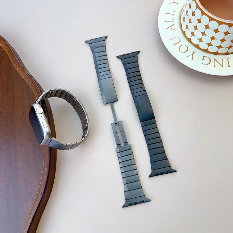 曲面側可拆卸不鏽鋼錶帶，適用於 Apple Watch 46mm / 49mm / 45mm / 44mm，適用於 Apple Watch 42mm / 41mm / 40mm / 38mm