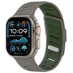 斜扣透氣雙色矽膠錶帶，適用於 Apple Watch 46mm / 49mm / 45mm / 44mm