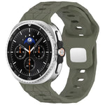 足球紋反向鋼扣矽膠錶帶，適用於 Samsung Galaxy Watch8 / Watch8 Classic