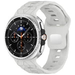 足球紋反向鋼扣矽膠錶帶，適用於 Samsung Galaxy Watch8 / Watch8 Classic
