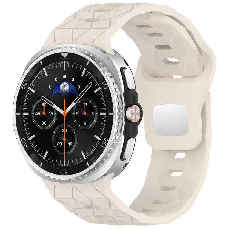 足球紋反向鋼扣矽膠錶帶，適用於 Samsung Galaxy Watch8 / Watch8 Classic
