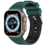 垂直孔洞雙色透氣矽膠錶帶，適用於 Apple Watch 46mm / 49mm / 45mm / 44mm