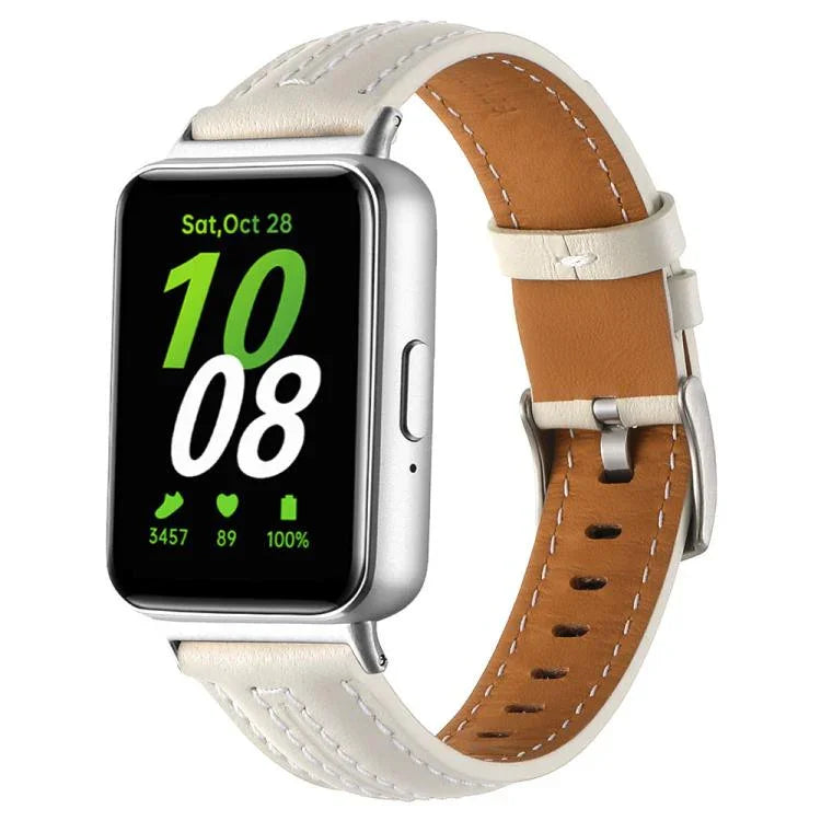 銀色針扣凹陷皮革錶帶，適用於 Samsung Galaxy Fit 3