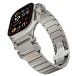 錘紋蝴蝶扣不鏽鋼錶頭單珠鈦合金錶帶，適用於 Apple Watch 46mm / 49mm / 45mm / 44mm