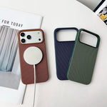 官方科技布紋側貼 TPU 磁吸手機殼，無 AI 相機按鈕，適用於 iPhone 17 Pro Max、iPhone 17 Pro、iPhone 17、iPhone Air、iPhone 16 Pro Max、iPhone 16 Pro、iPhone 16、iPhone 15 Pro Max