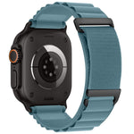 C 扣兩段式高山環尼龍錶帶，適用 Apple Watch 46mm / 49mm / 45mm / 44mm，適用 Apple Watch 42mm / 41mm / 40mm / 38mm