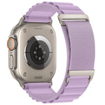 C 扣兩段式高山環尼龍錶帶，適用 Apple Watch 46mm / 49mm / 45mm / 44mm，適用 Apple Watch 42mm / 41mm / 40mm / 38mm