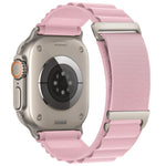 C 扣兩段式高山環尼龍錶帶，適用 Apple Watch 46mm / 49mm / 45mm / 44mm，適用 Apple Watch 42mm / 41mm / 40mm / 38mm