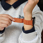 方形磁性麂皮錶帶，適用於 Apple Watch 46mm / 49mm / 45mm / 44mm，適用於 Apple Watch 42mm / 41mm / 40mm / 38mm