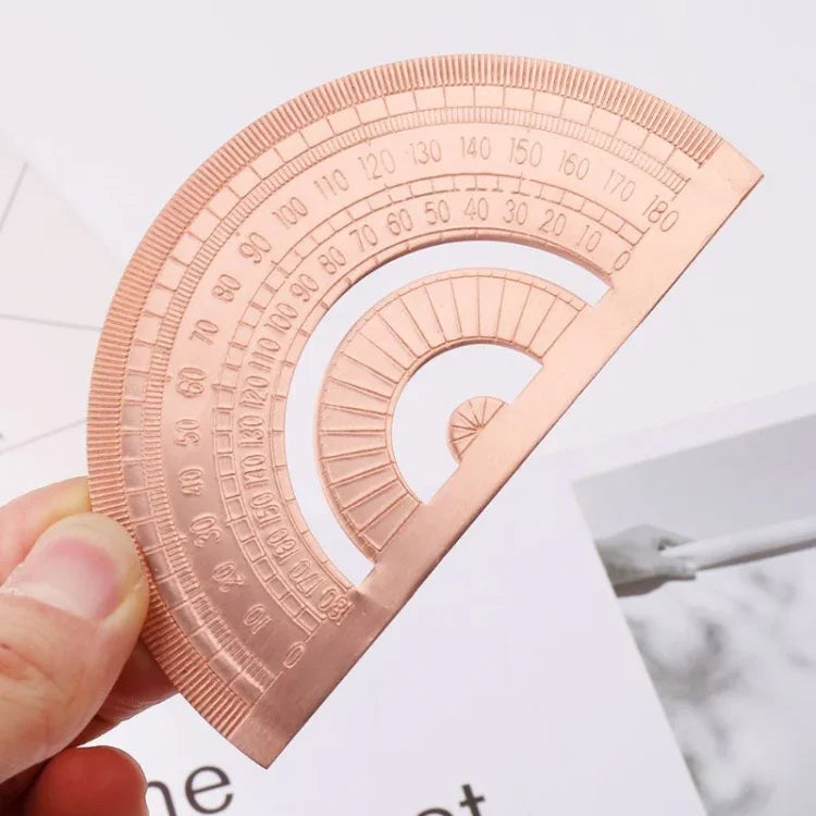 量角器尺繪圖測量數學工具學生文具金屬角尺，金屬角尺