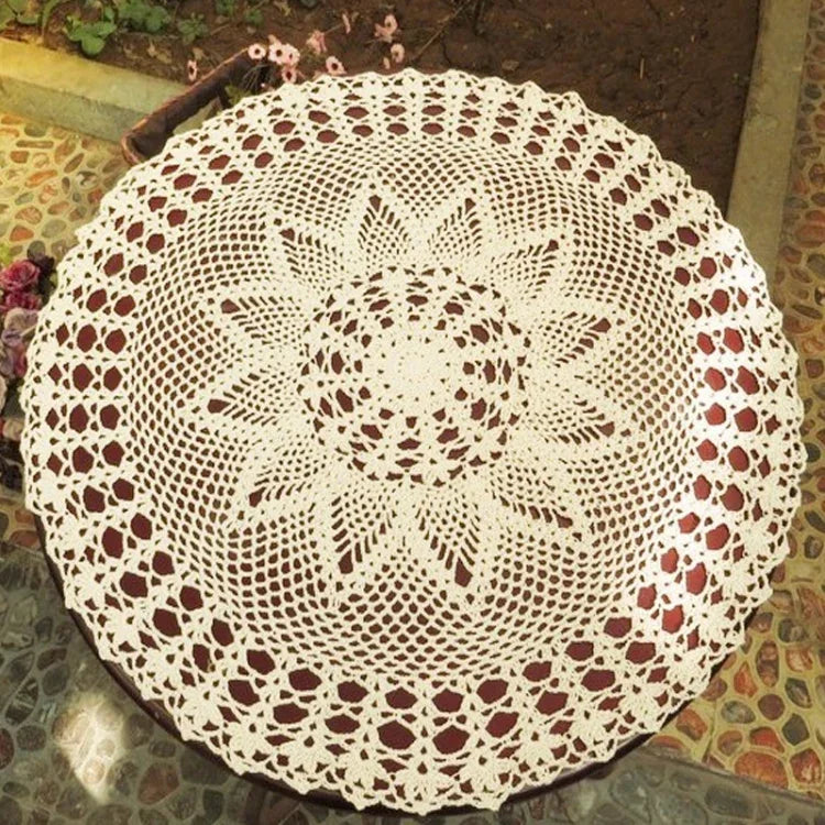精緻手工鉤針花園森系棉蕾絲鏤空織圓桌布，直徑60cm