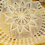 精緻手工鉤針花園森系棉蕾絲鏤空織圓桌布，直徑60cm
