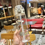 學生便攜彈跳吸管大容量防摔塑膠杯，550ml 綠色，550ml 白色，550ml 紫色，650ml 綠色，650ml 白色，650ml 紫色，800ml 綠色，800ml 白色，800ml 紫色