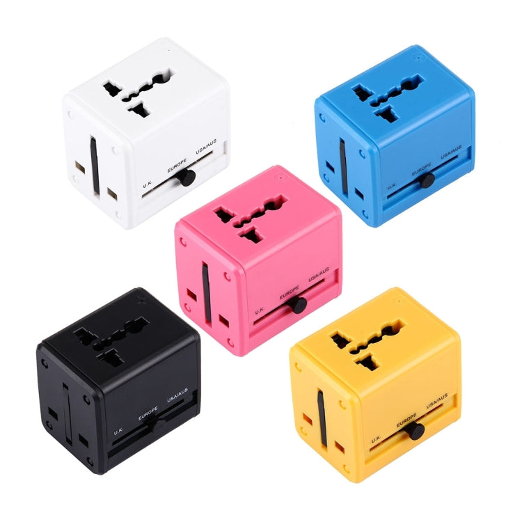 全球通用旅行隱藏式插頭轉接器，內建雙 USB 充電埠，適用美國、英國、澳洲、歐盟