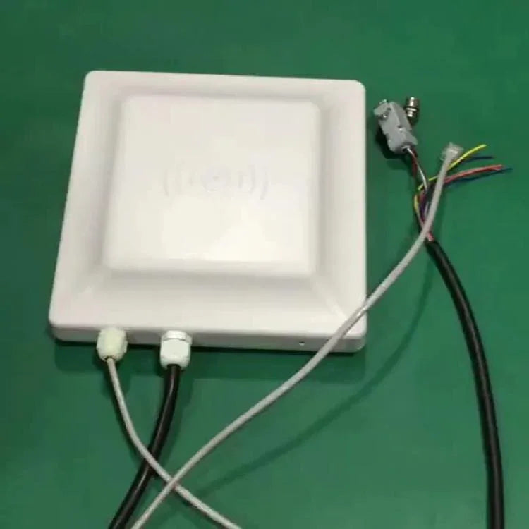 UHF 中距離 RFID 一體化讀取器識別距離 0-5m，款式：新增 WiFi 通訊，新增 WiFi 通訊